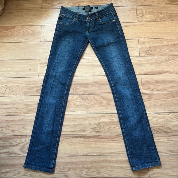 ED HARDY low rise jeans - Picture 4 of 6